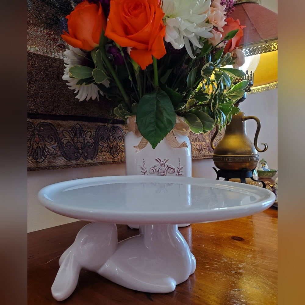 White Ceramic Bunny Pedestal Cake Stand - Picture 6 of 9